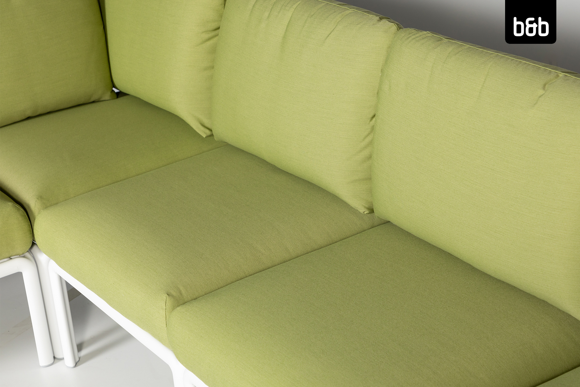2408-bb-a-76477-nardi_komodo_weiss-loungesofa_5sitzer_kissen_avocado-gruen-03-206.jpg