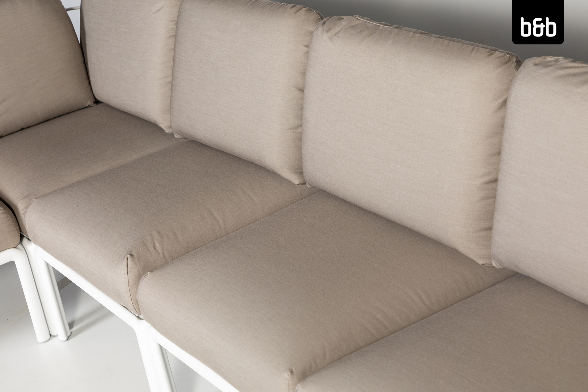 2408-bb-a-76477-nardi_komodo_weiss-loungesofa_5sitzer_kissen_grau-03-136.jpg
